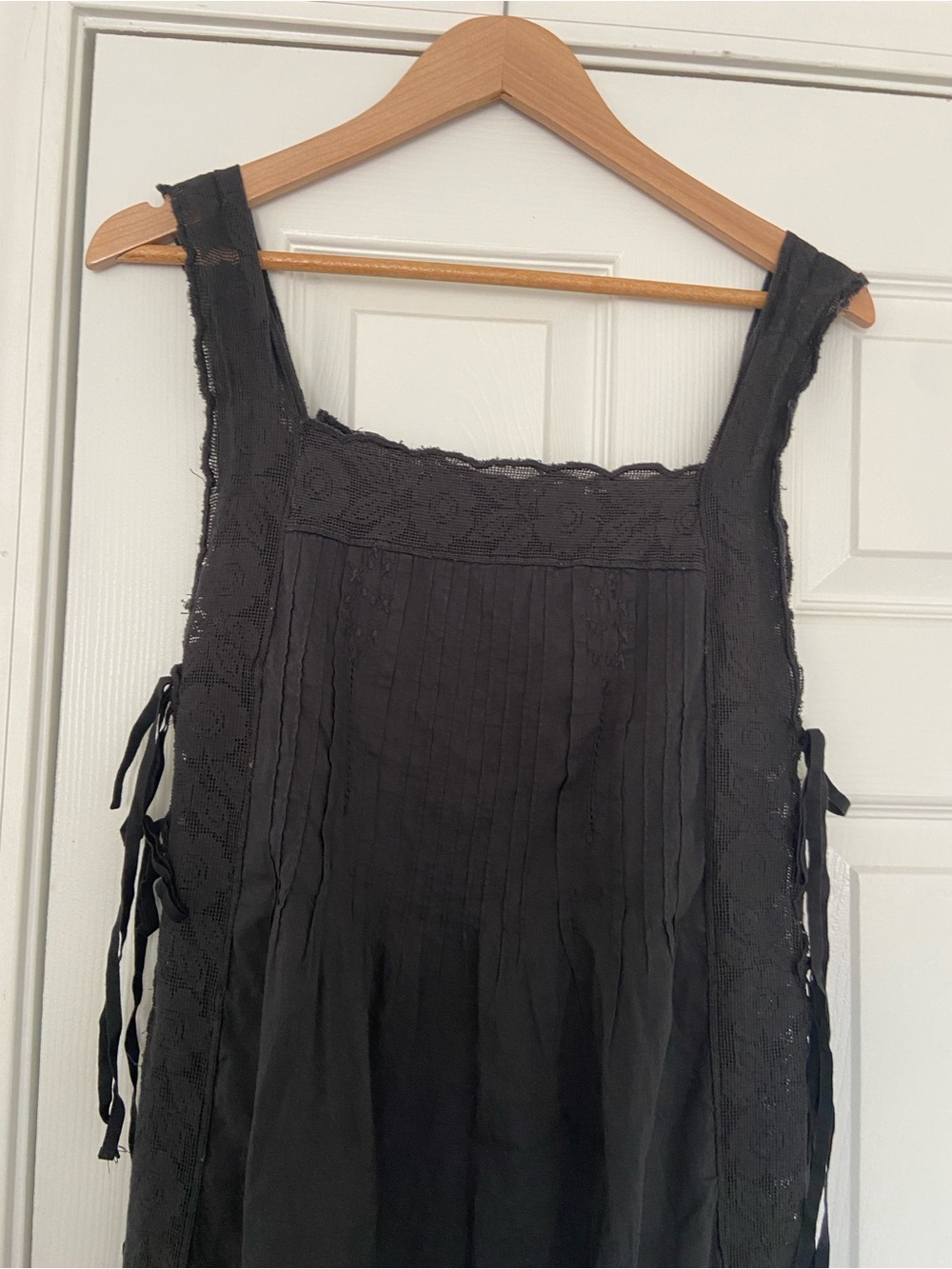 The GREAT. Attic lace dress in black size 0 - Picture 3 of 8